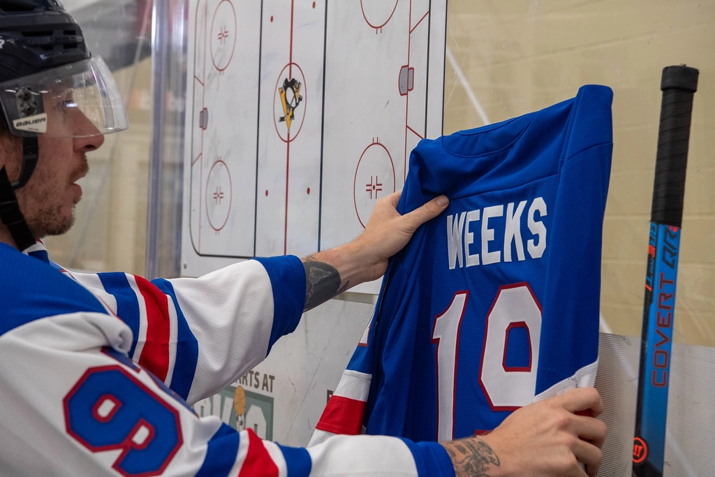 USMS Hockey Team player with DUSM Weeks' jersey