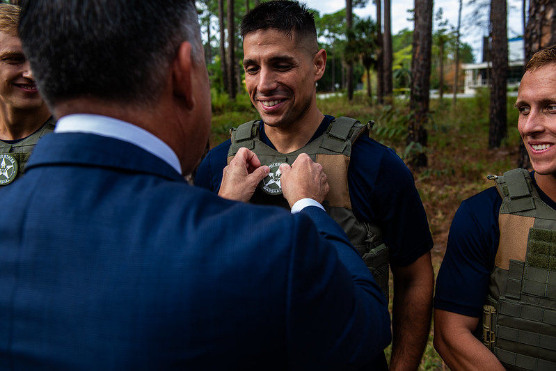 A US Marshal receving a badge